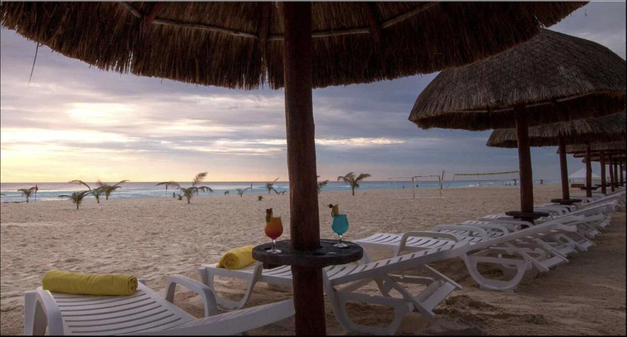Beach Front Place Cancún Exterior foto